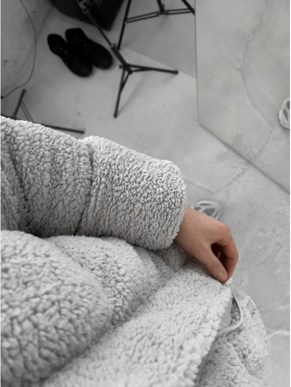 Зимова плюшева куртка oversize