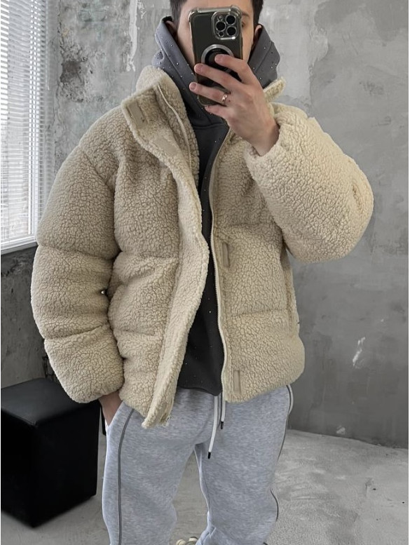 Зимова плюшева куртка oversize
