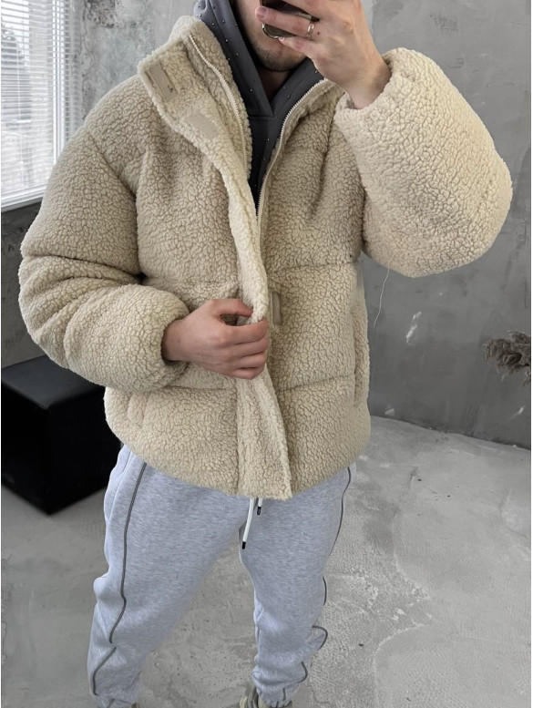 Зимова плюшева куртка oversize